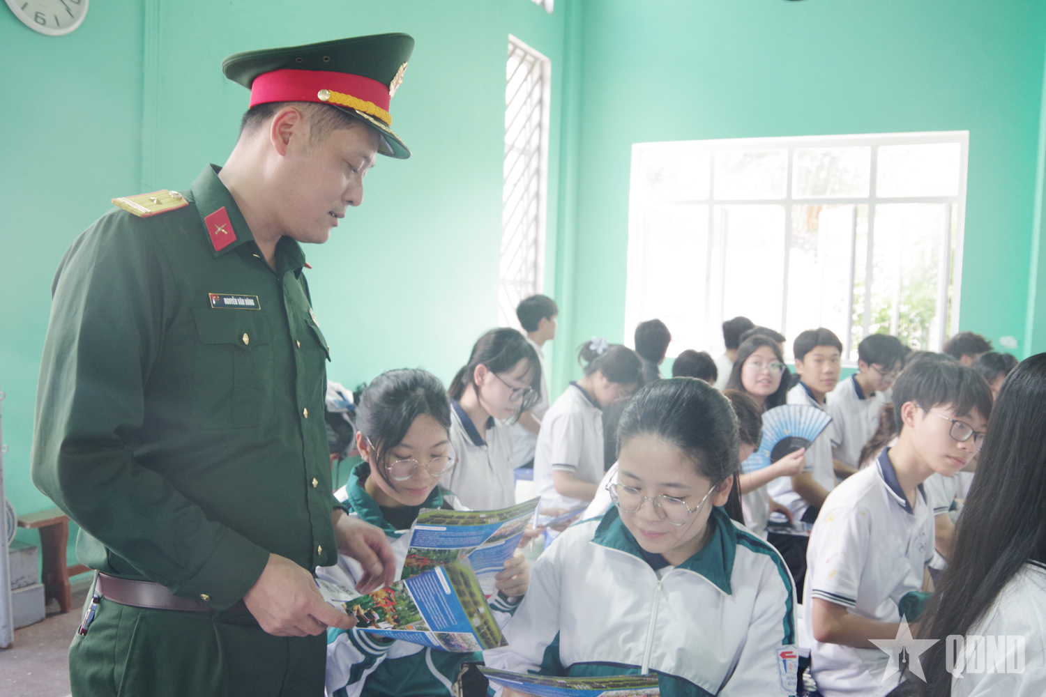 Tuyên truyền hướng nghiệp, tuyển sinh quân sự năm 2026 tại Quảng Ninh

